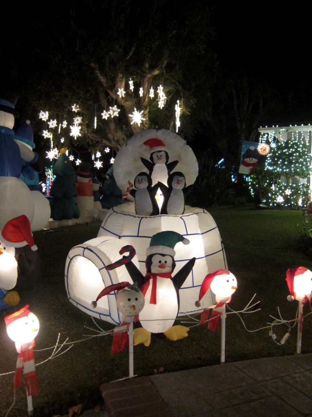 Brea Eagle Hills Christmas Lights